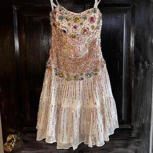 ISO SHERRI HILL DRESSES